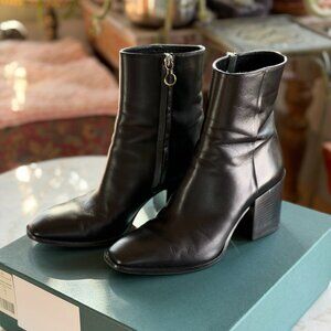 Aeyde Leandra Block Heel Ankle Boots in Black Leather 7.5